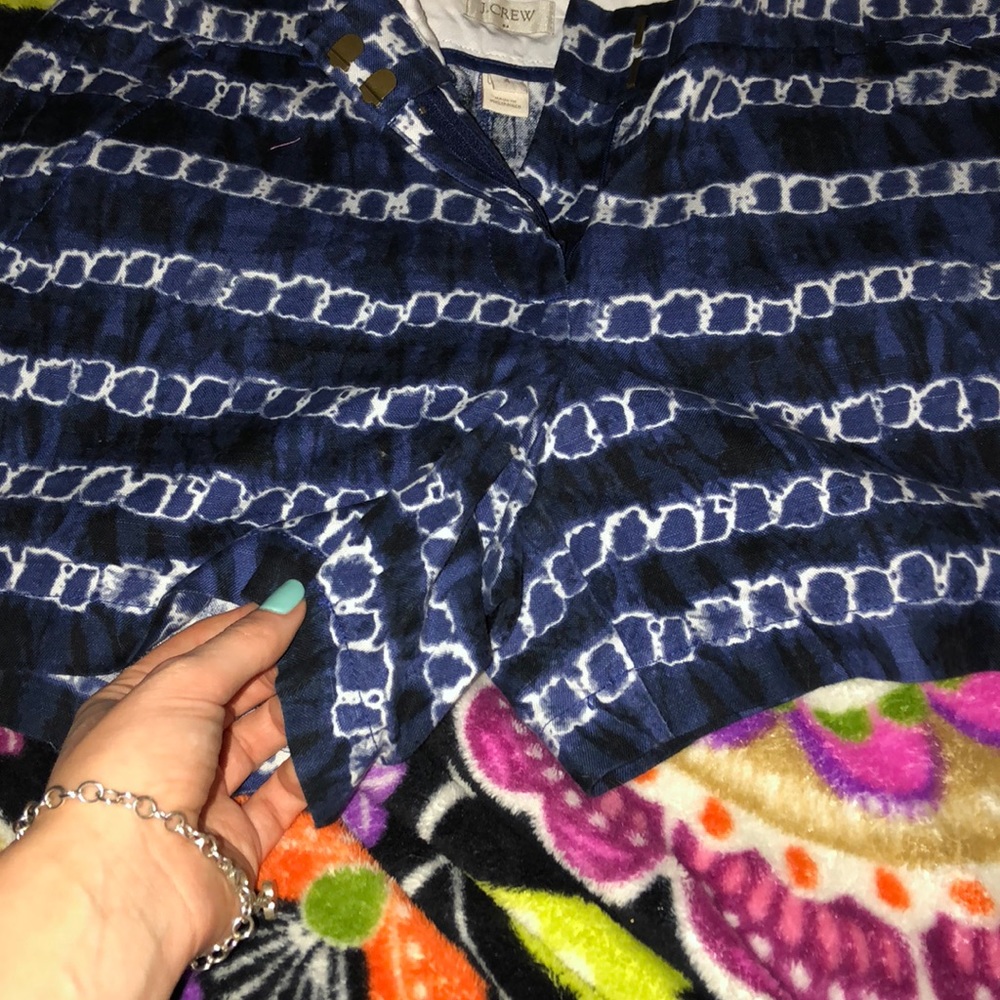 J Crew Pattern Shorts - Picture 3 of 4